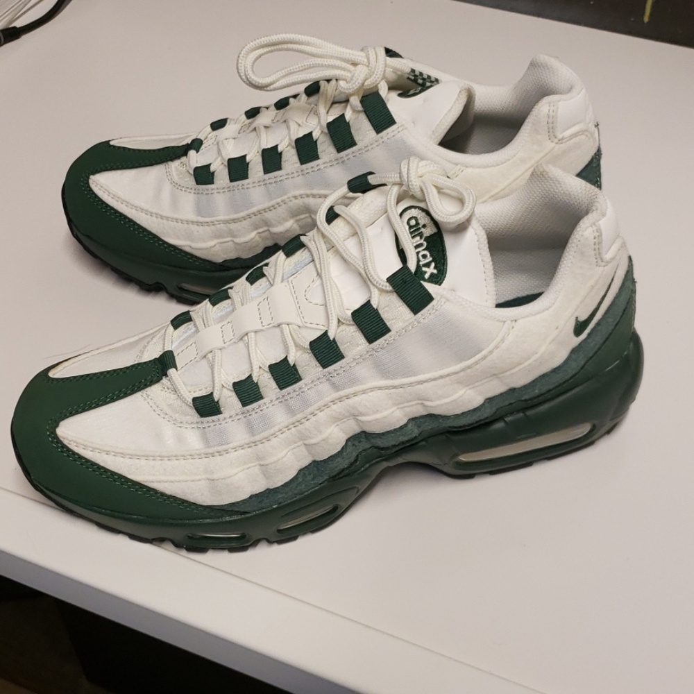NWB NIKE AIR MAX 95 - Picture 4 of 5